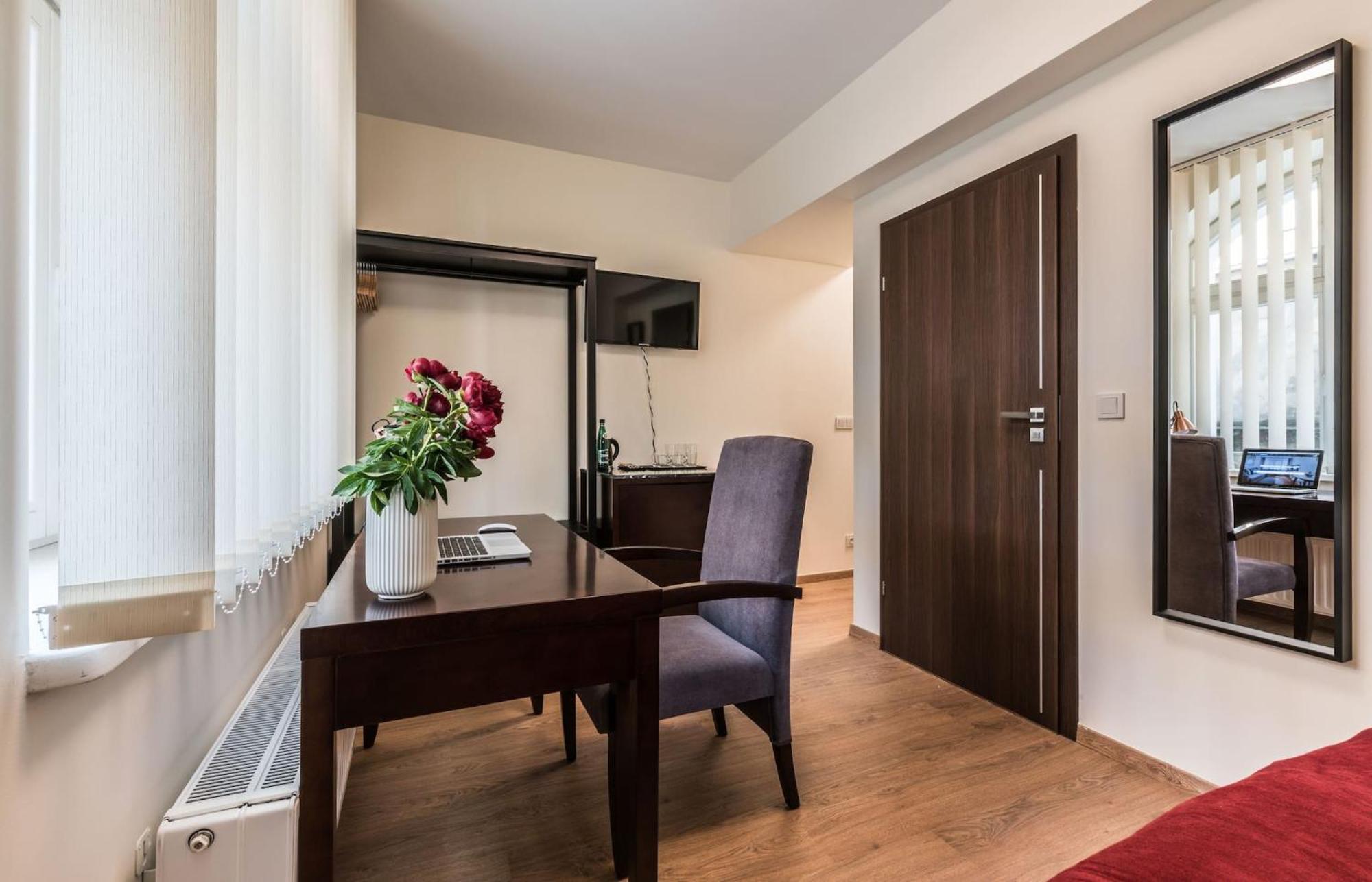 Rent Like Home - Elizy Orzeszkowej 6 Poznan Exterior photo